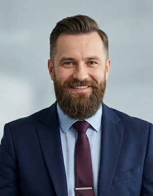 Tomasz R.